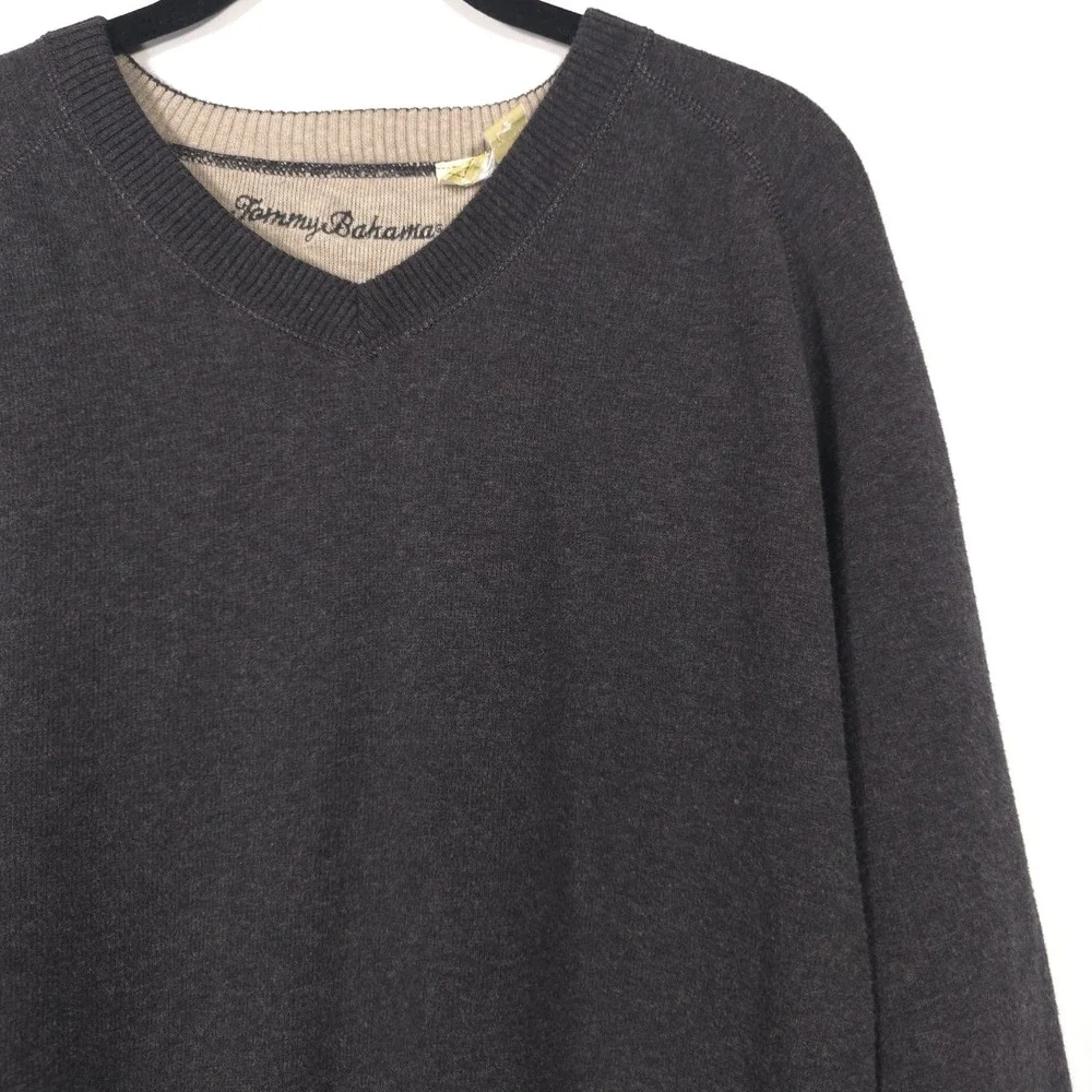 Tommy Bahama Men's Pullover Sweater Size XL V‎ Neck Cotton Gray